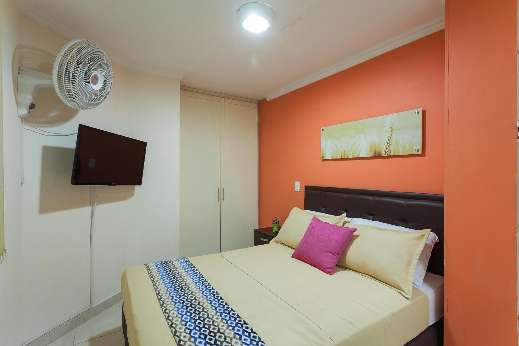 Apartamentos Laureles De La 70 Medellin Ngoại thất bức ảnh