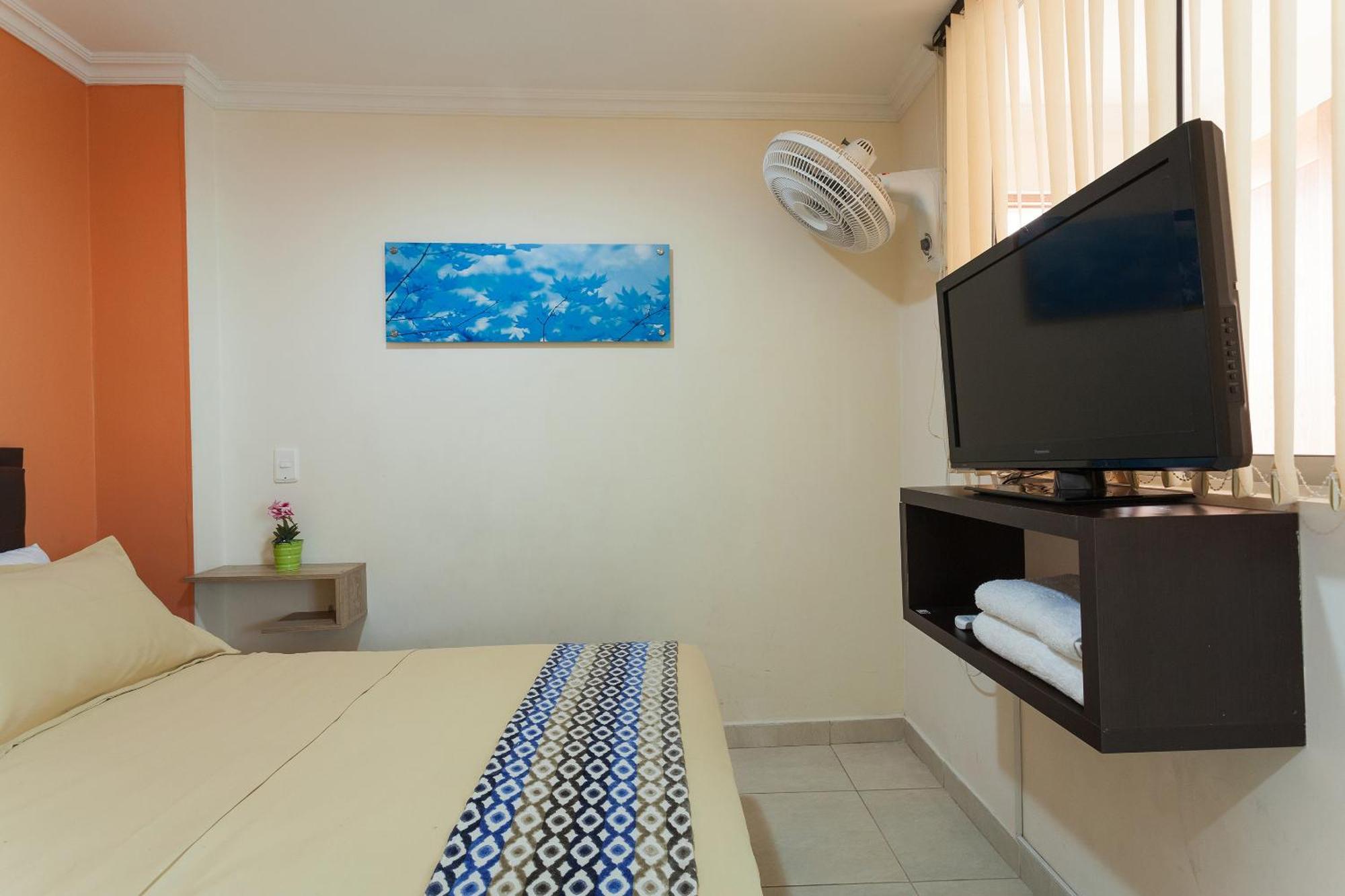 Apartamentos Laureles De La 70 Medellin Ngoại thất bức ảnh