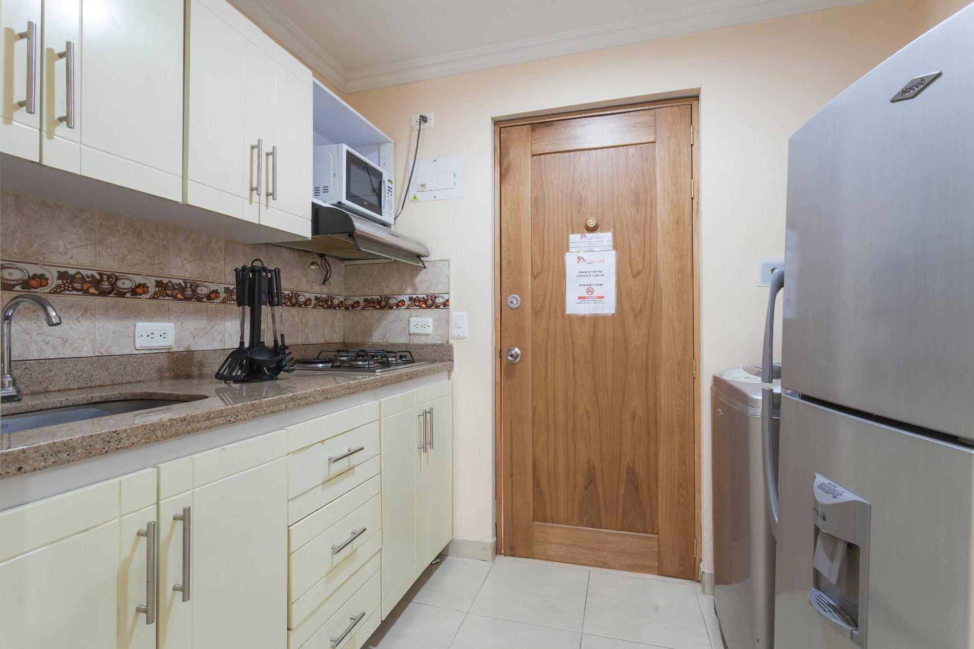 Apartamentos Laureles De La 70 Medellin Ngoại thất bức ảnh