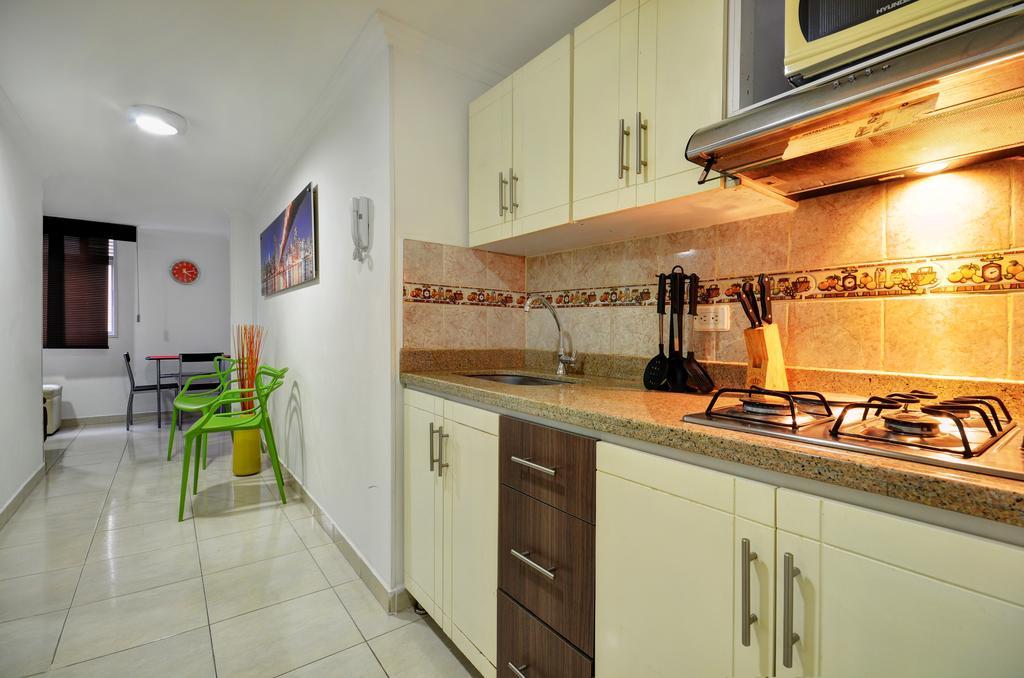 Apartamentos Laureles De La 70 Medellin Ngoại thất bức ảnh