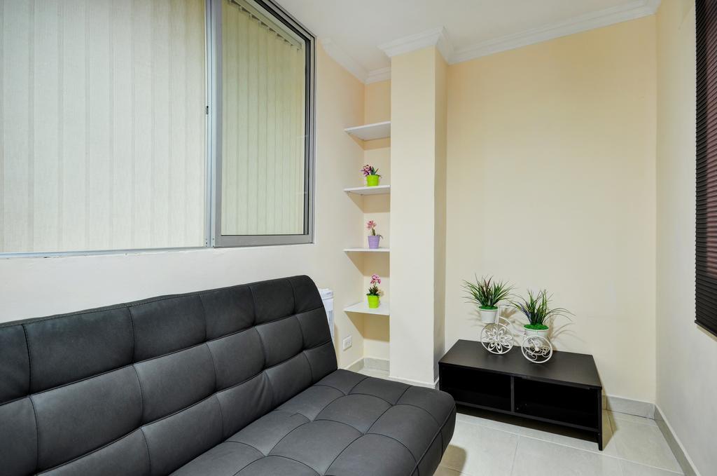 Apartamentos Laureles De La 70 Medellin Ngoại thất bức ảnh